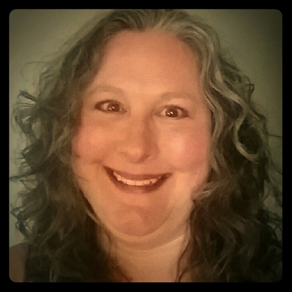 Meet your Posher, Monica